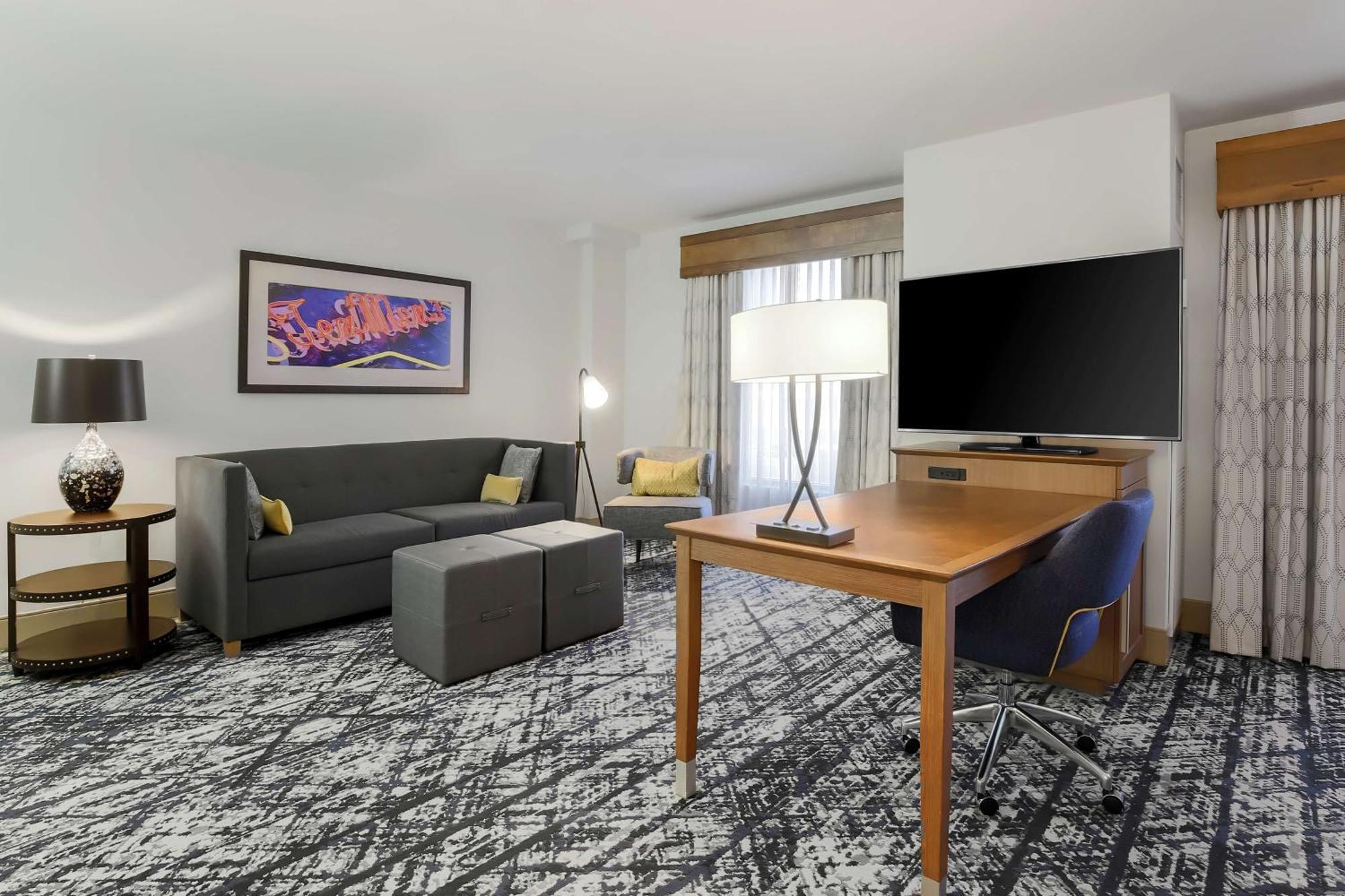 Hampton Inn & Suites Austin-Downtown/Convention Center Exterior foto